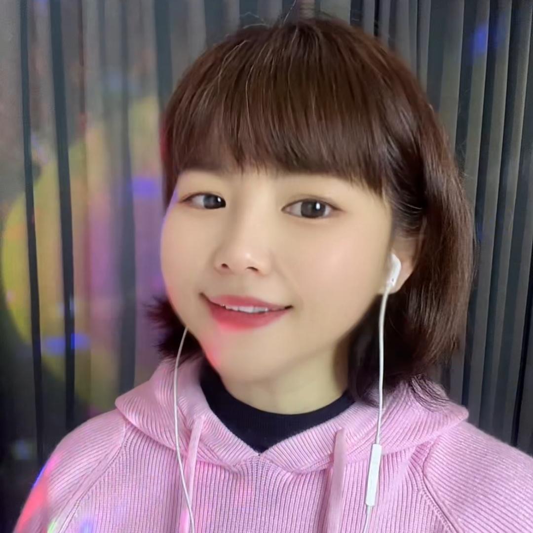 乐乐🎤（早6点50分）