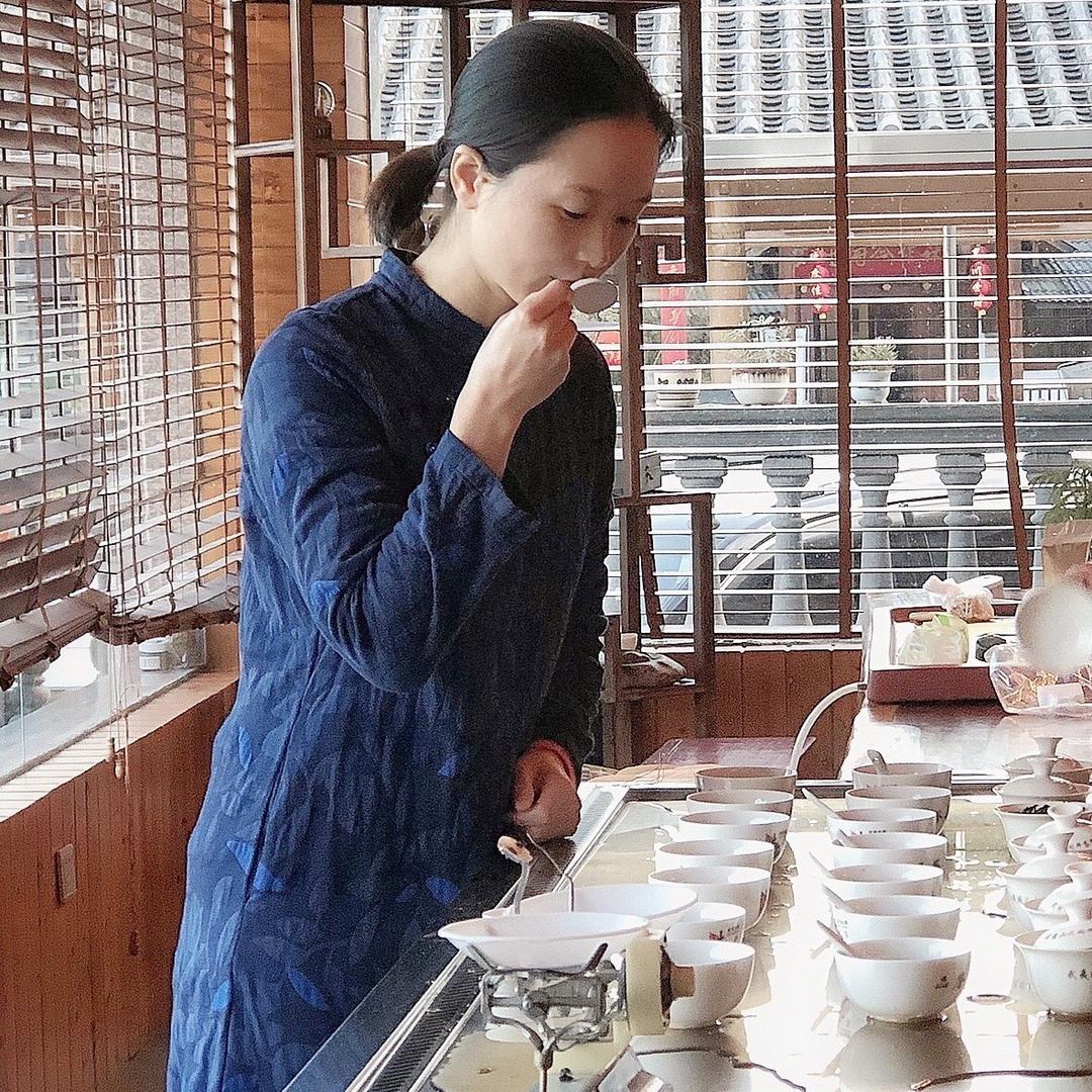秋庭沁香