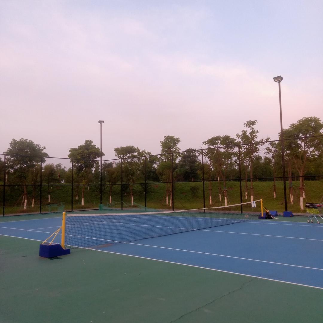 江城网球俱乐部