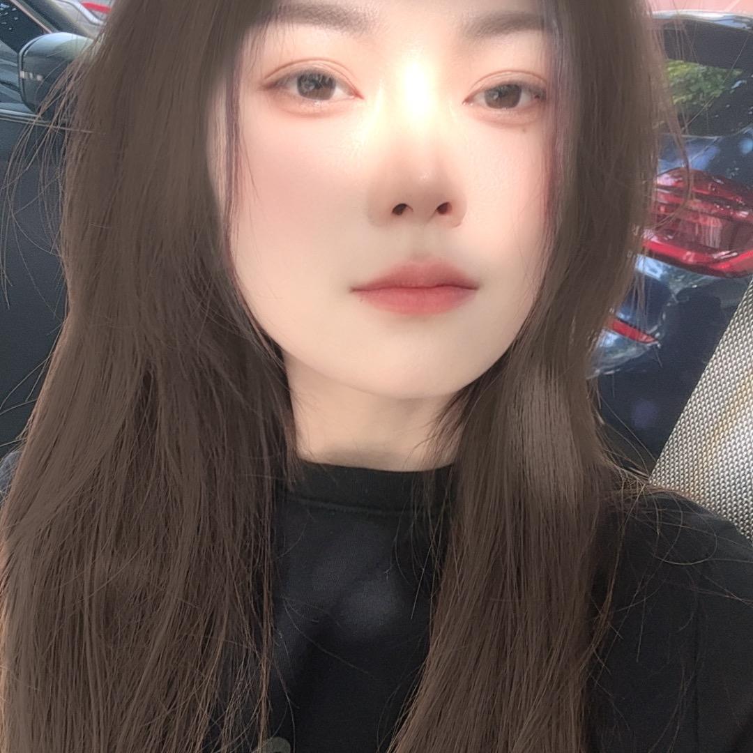 刘 呢