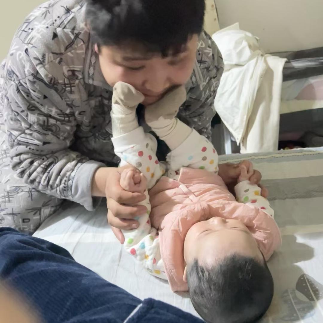 奕梦