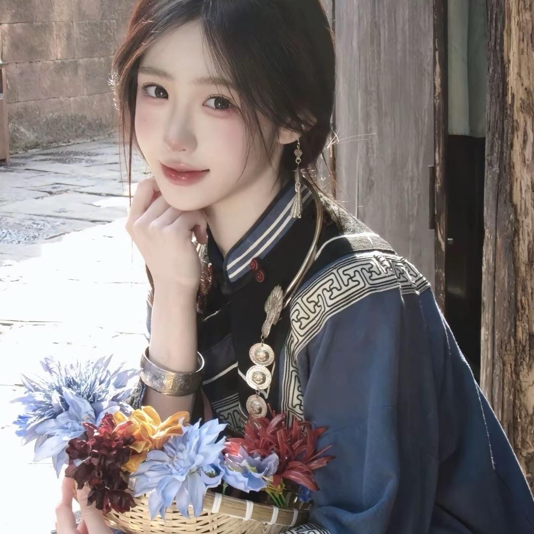 小石睡醒了