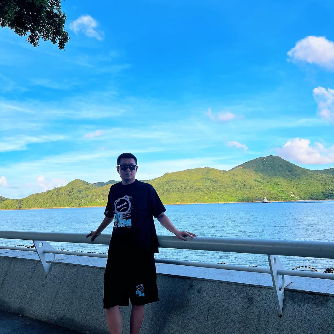 小张很悠闲