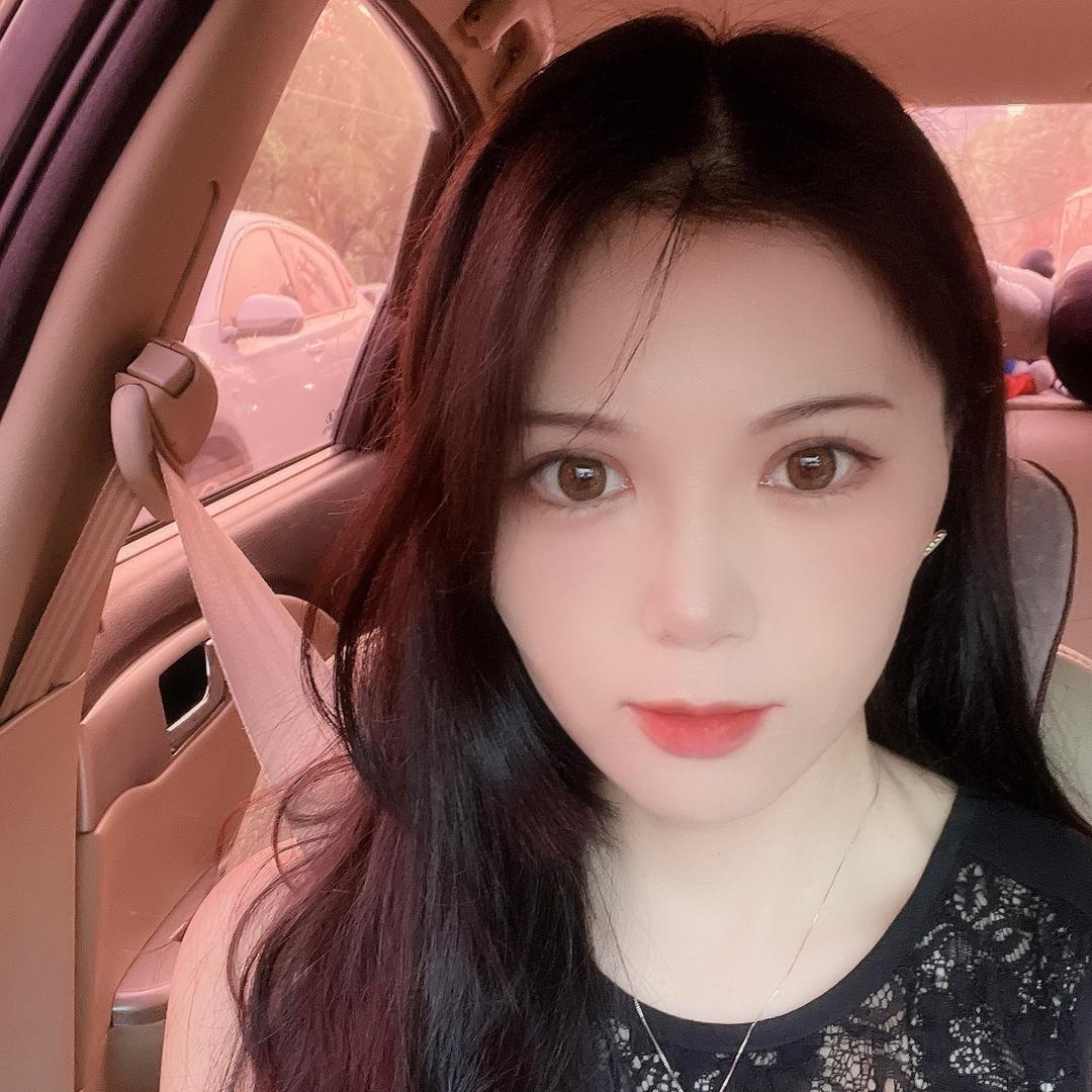 十点睡觉的妮妮