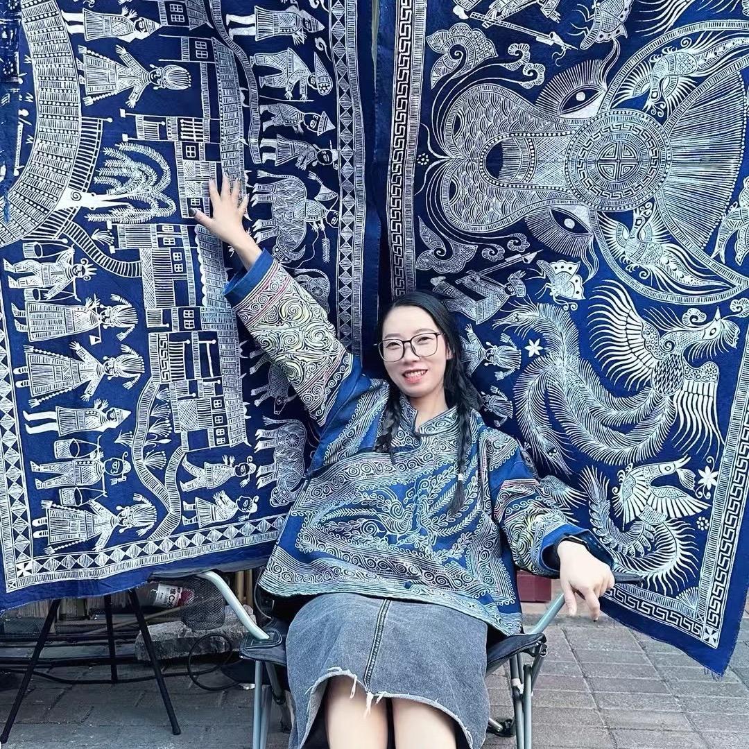 非遗苗族蜡染手艺人