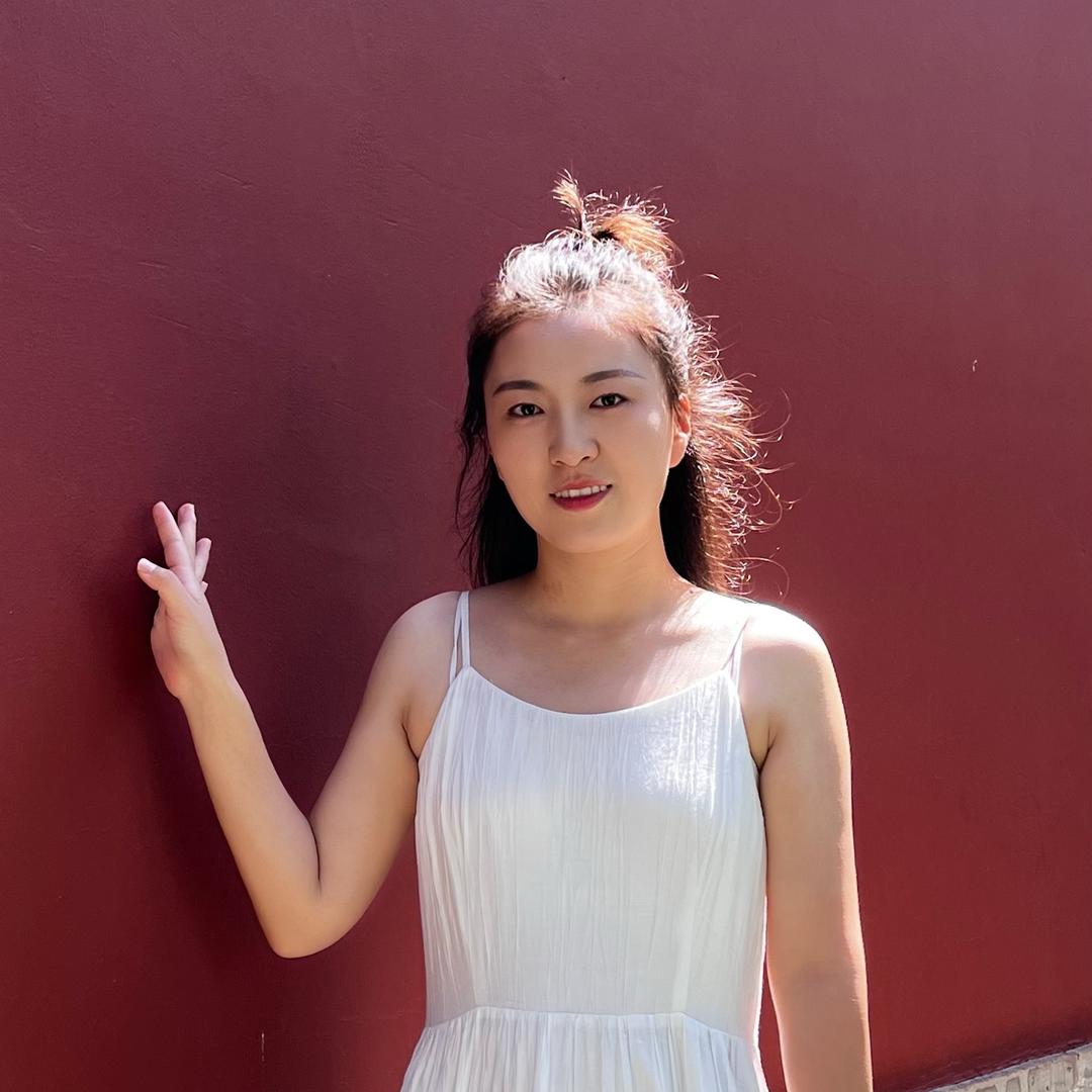 🌈谈笑风生不动情🍀