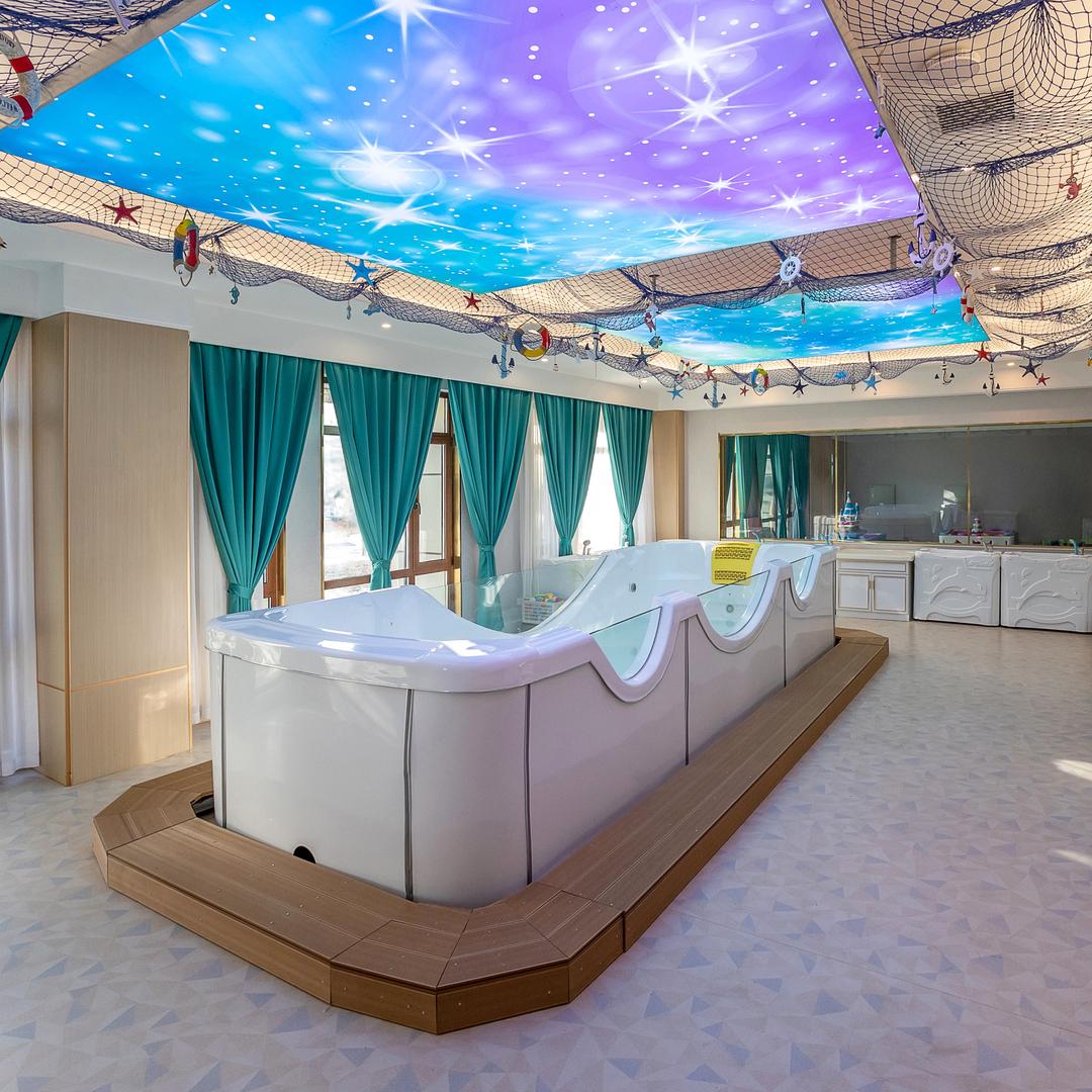 月美月子中心泳疗馆