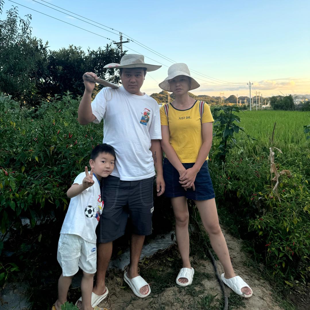 龙强家佼佼