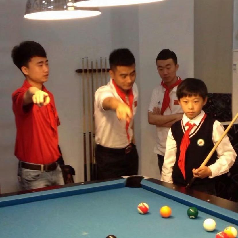 不会打台球🎱