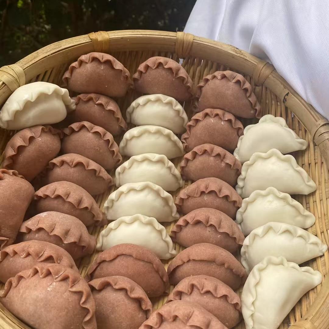 贵州卖农特产的小叶