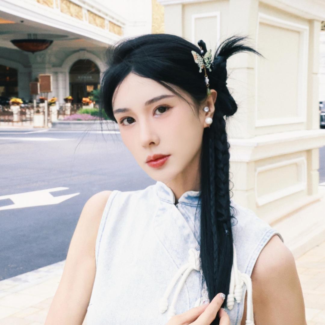 胡潇悦