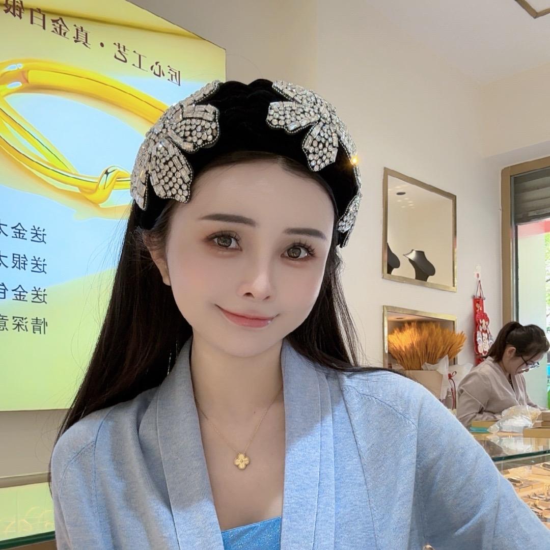 叫我馨月