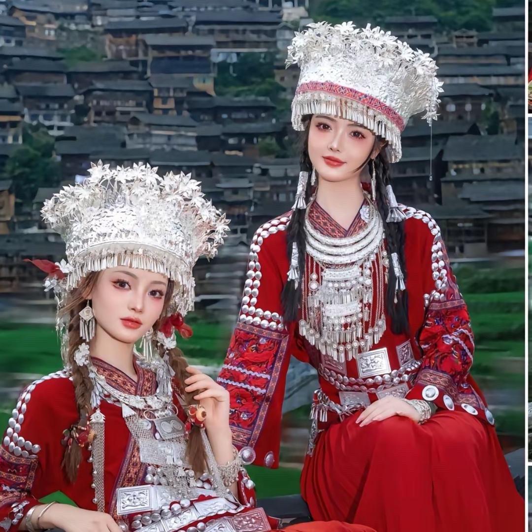 桐梓奥洛拉高山流水舞团的苗家阿妹