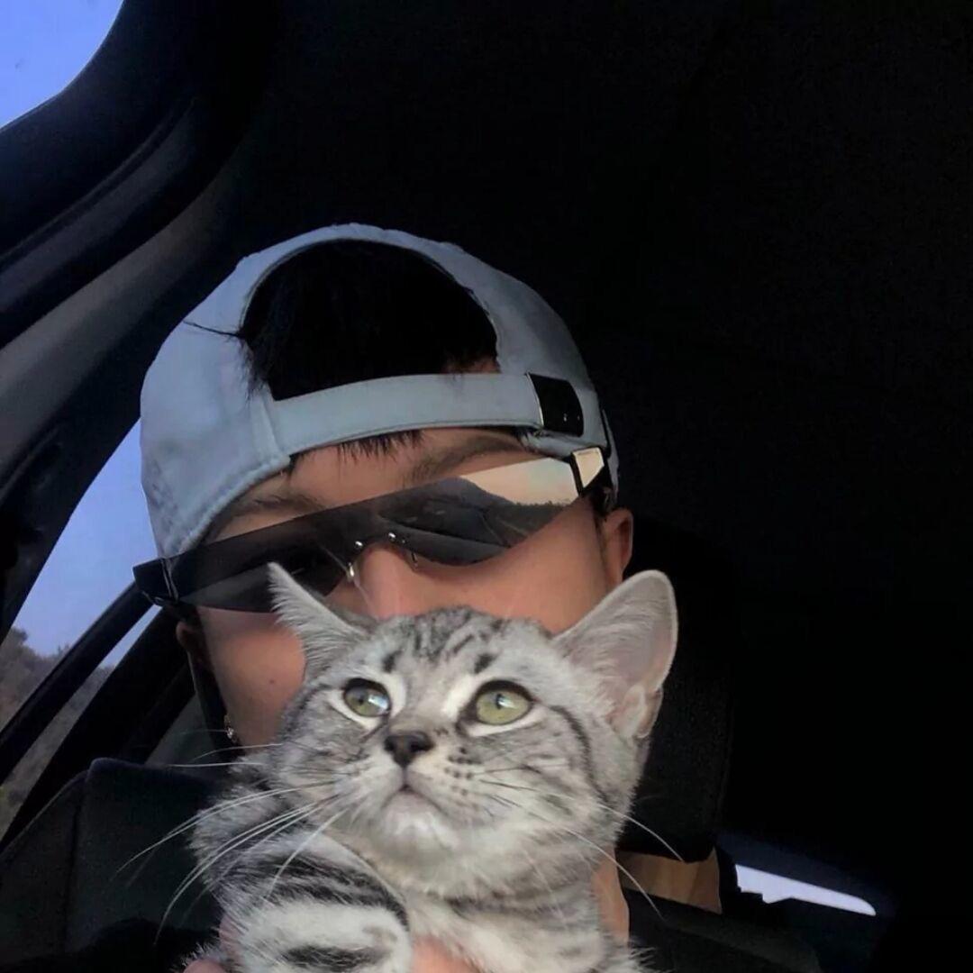 ·