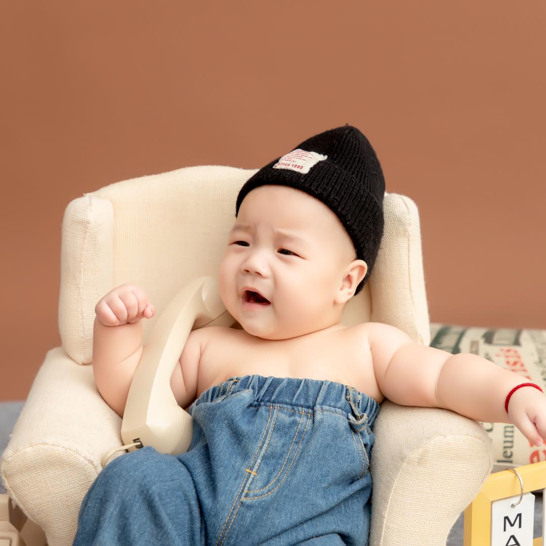 向僵尸开炮-亦辰