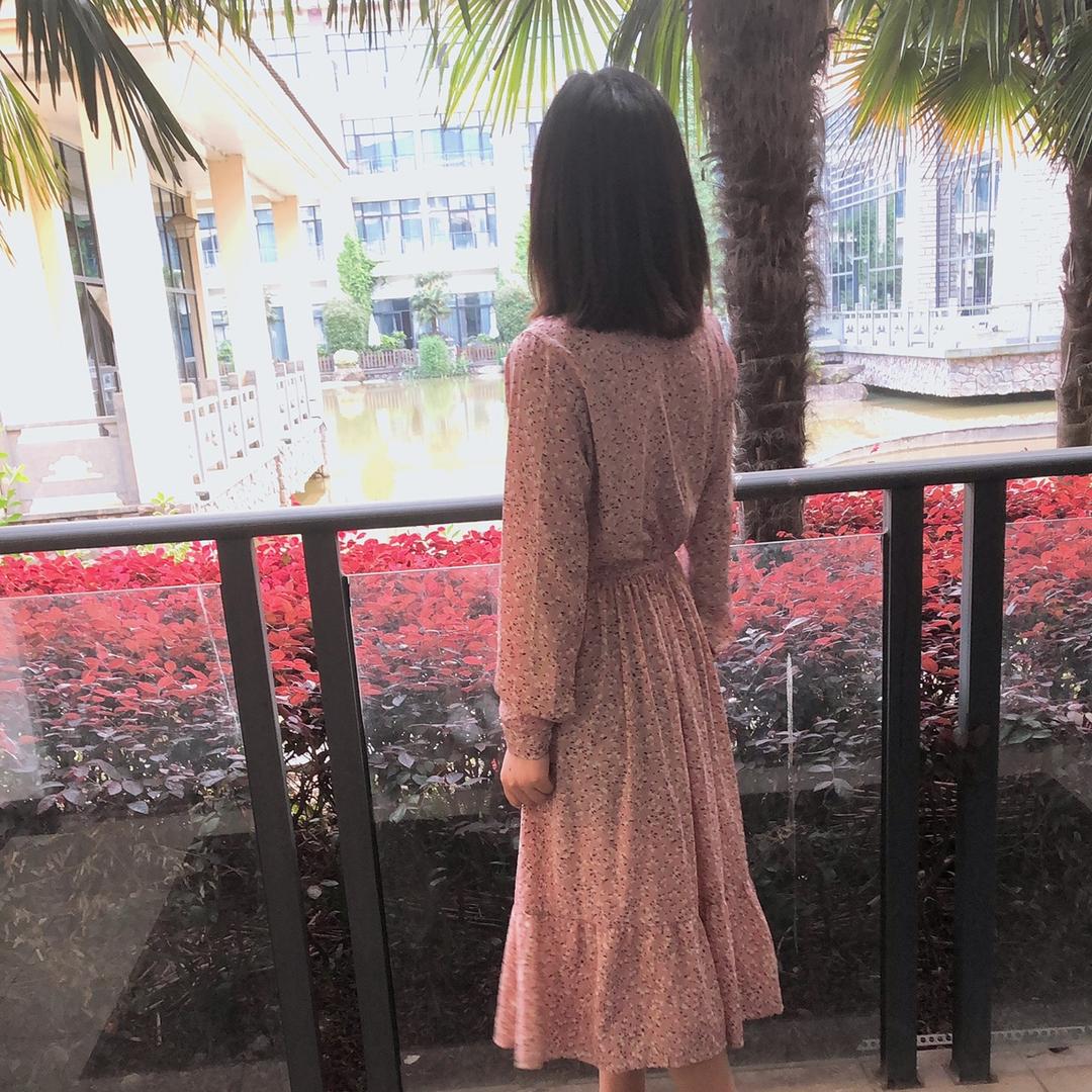小霞