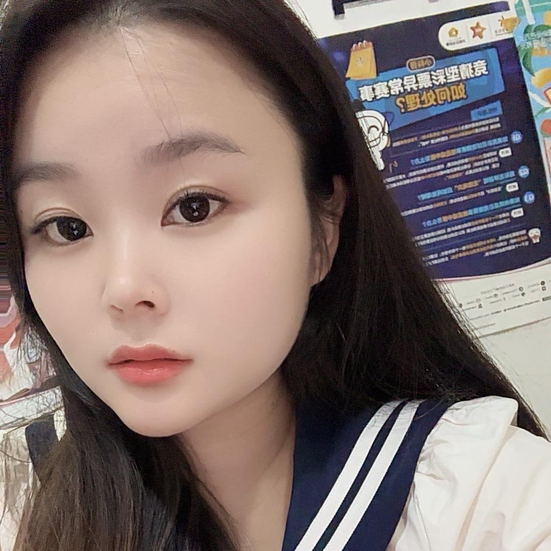 依依