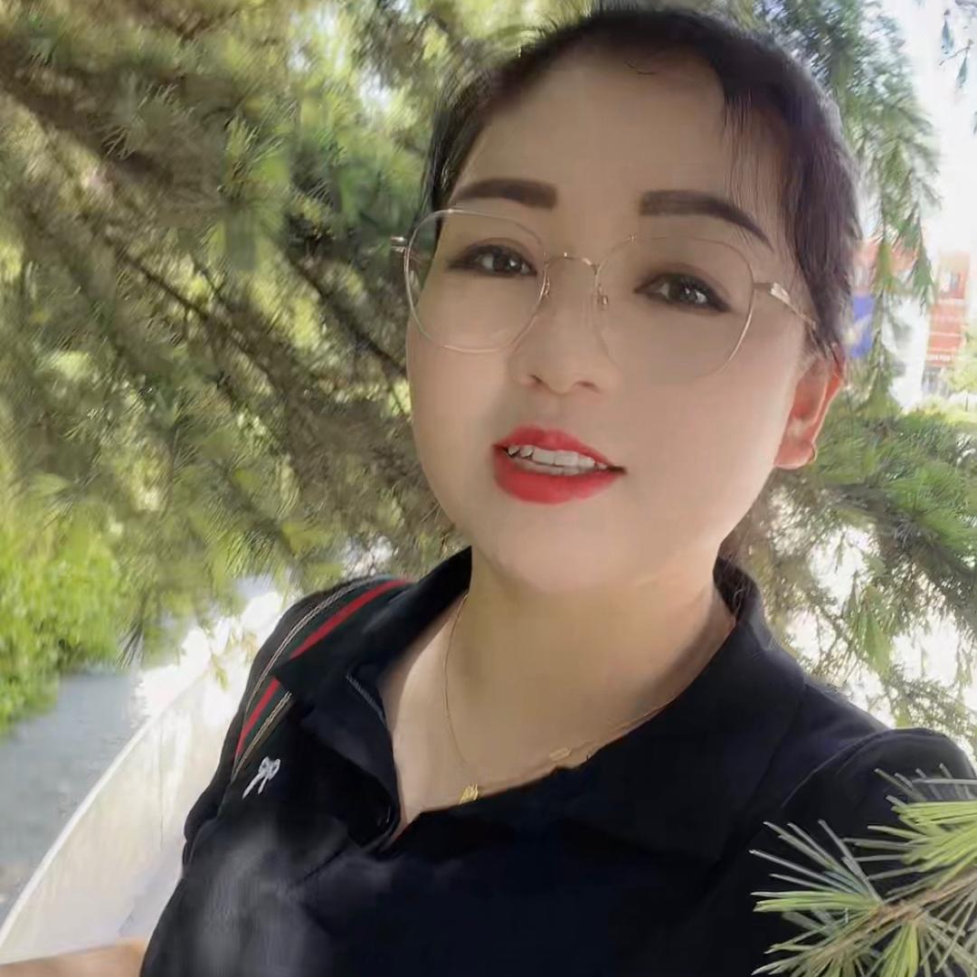 有故事的流浪妞