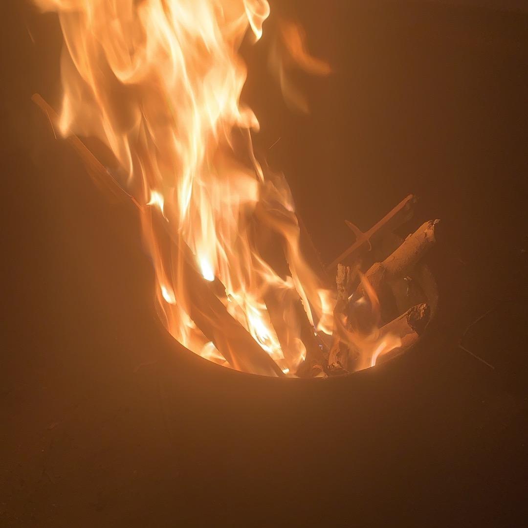雾中火