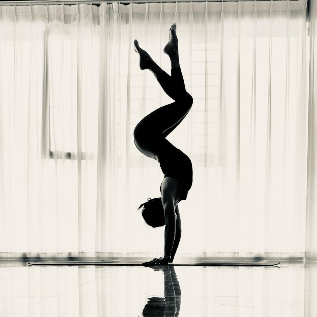 静·yoga  自学瑜伽