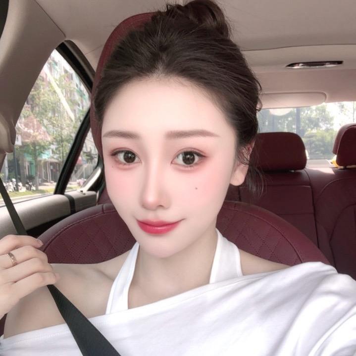 柒月
