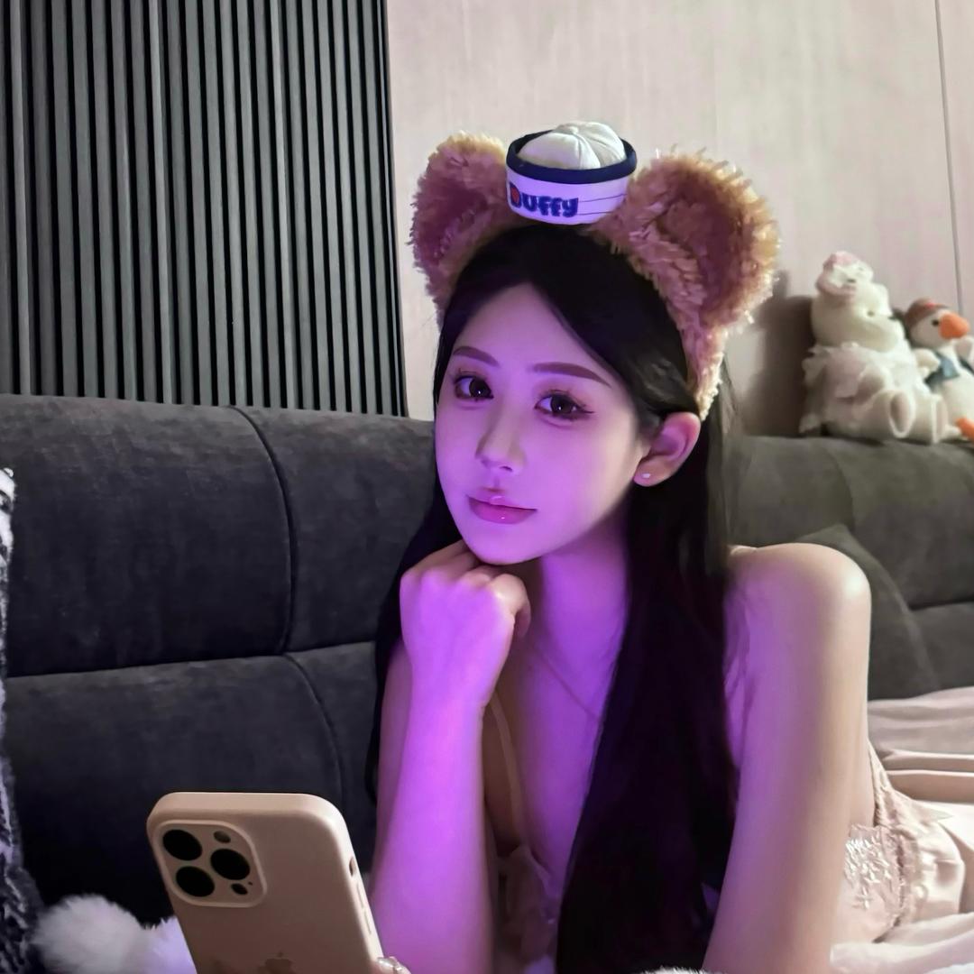 草莓🍓（12.25🎂）