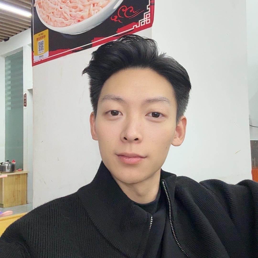 阿龙来了
