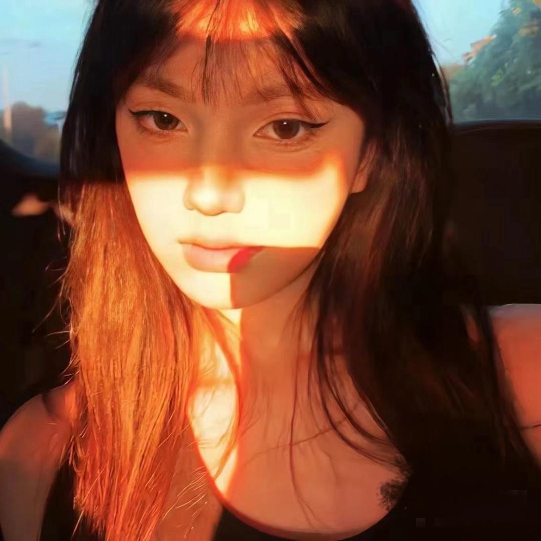 迪丽_