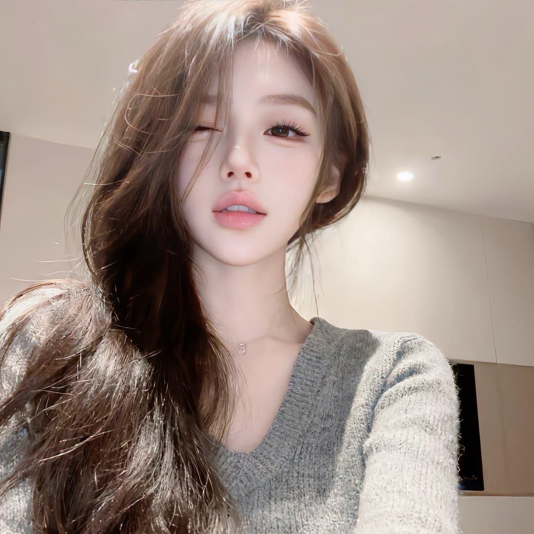 - 𝙐 -
