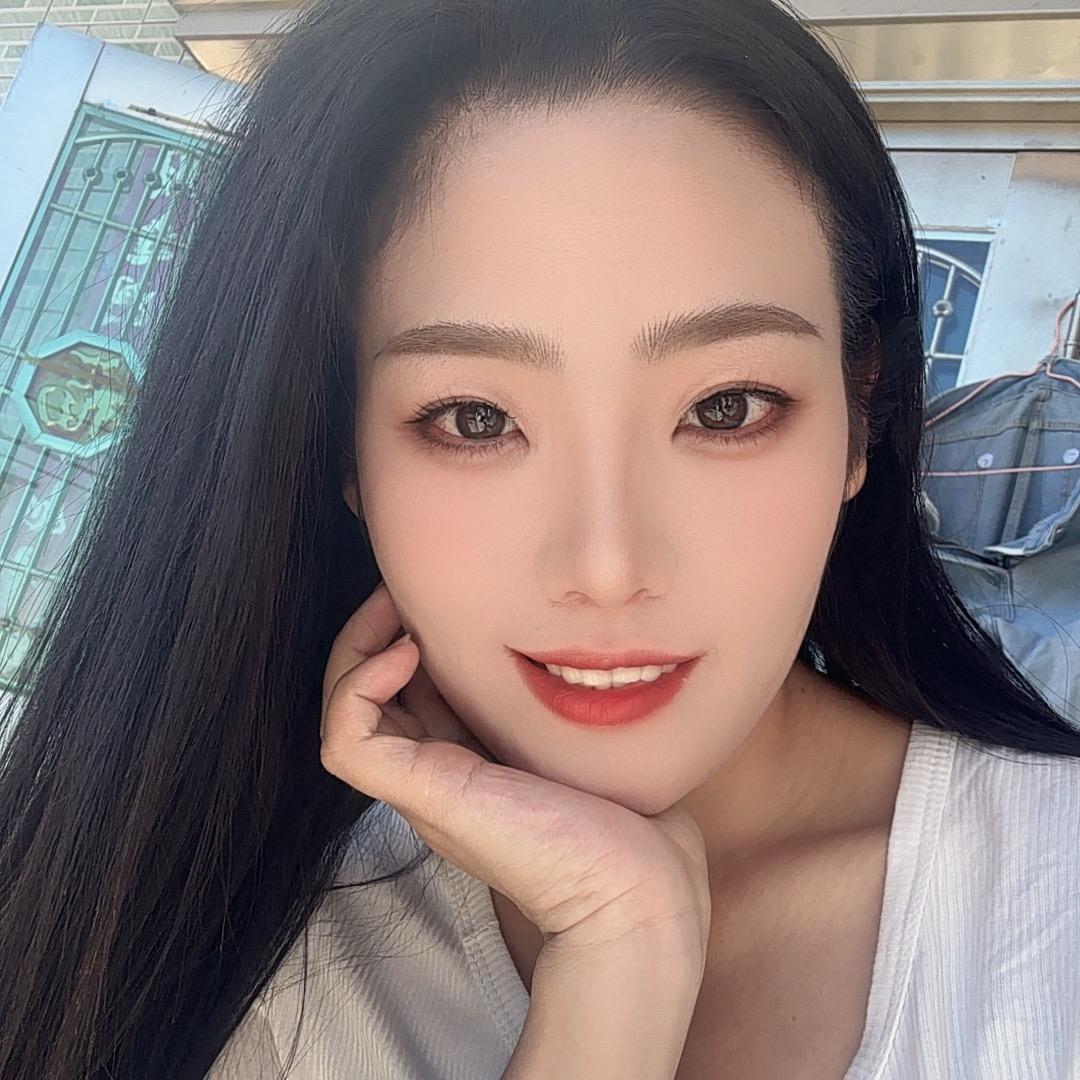 妞仔很忙