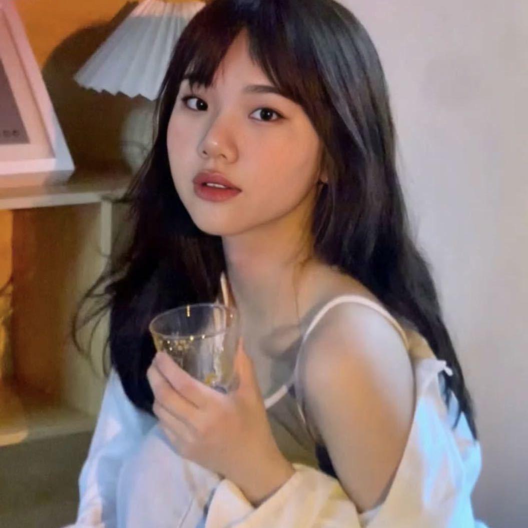 巫婆家的小魔女