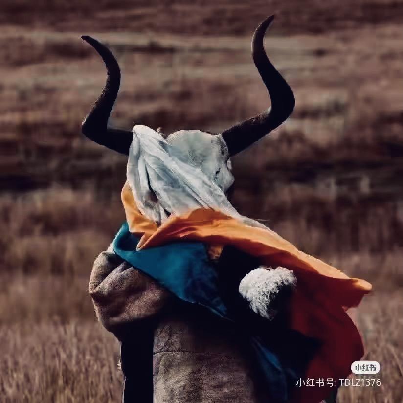 Tཤར་