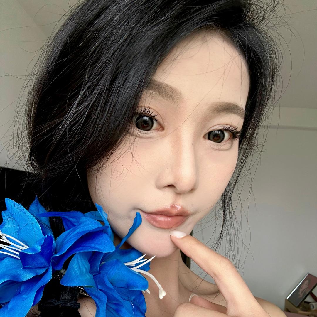 天天是个斗鸡眼