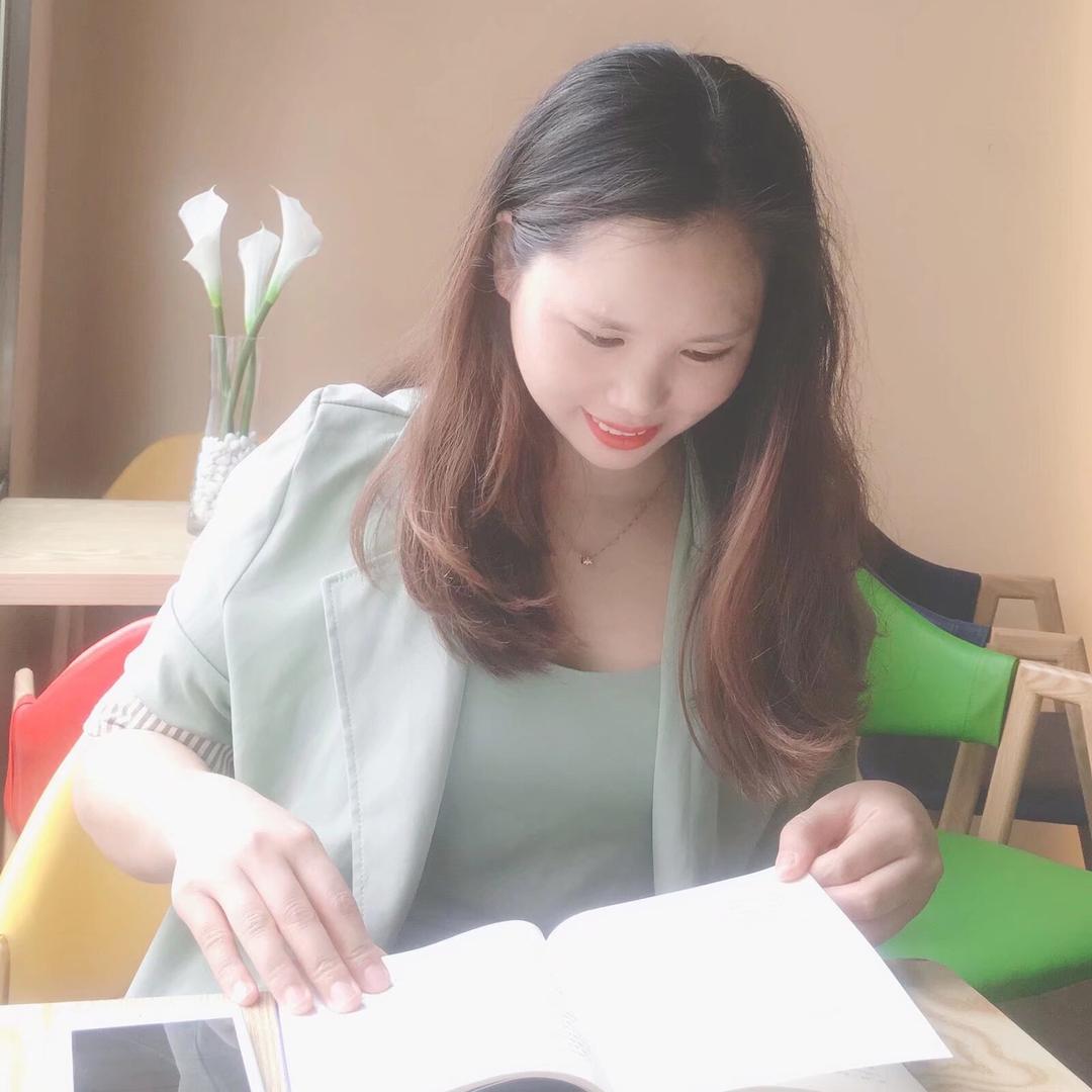 是彩云吖
