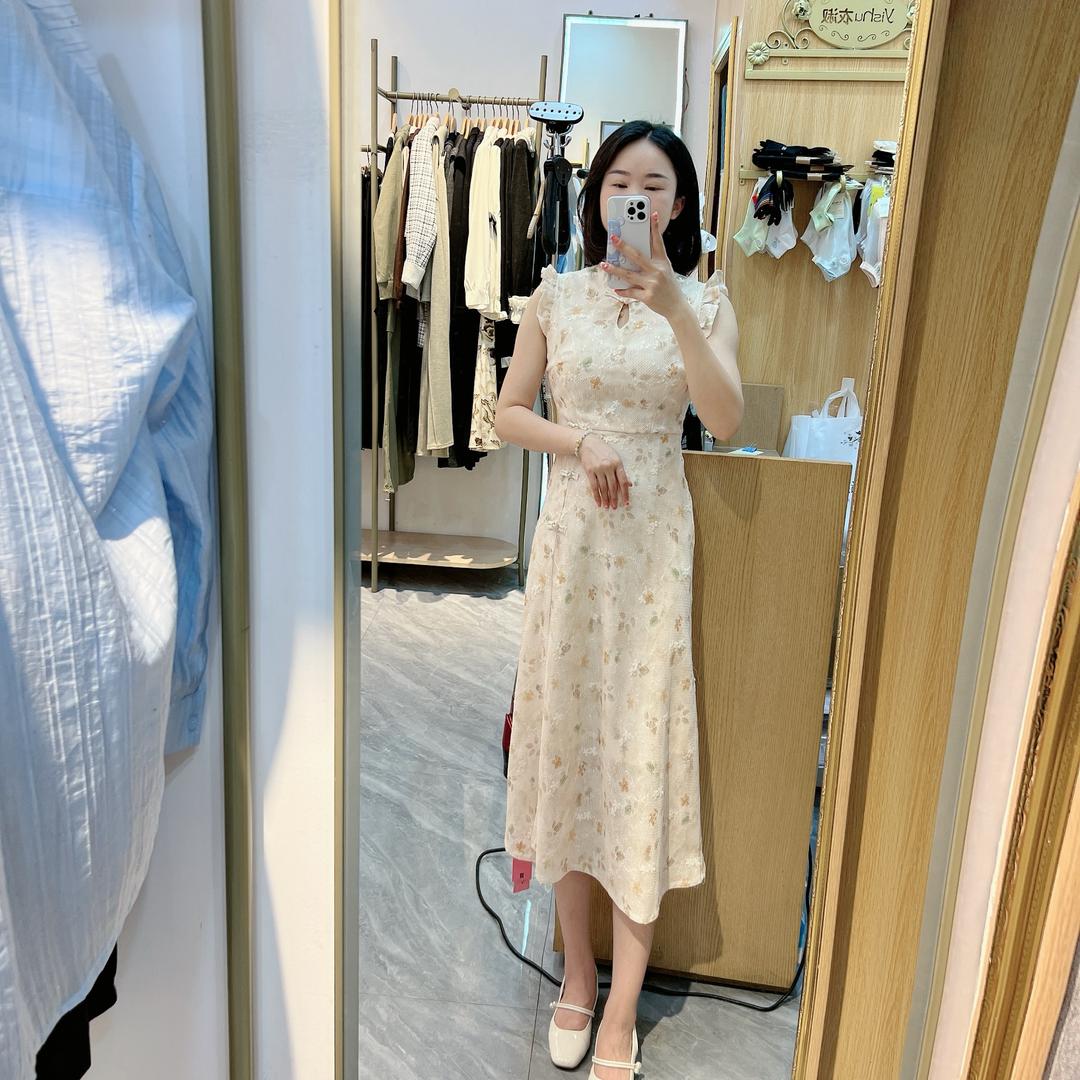 衣淑(玉林人民中路店)香草