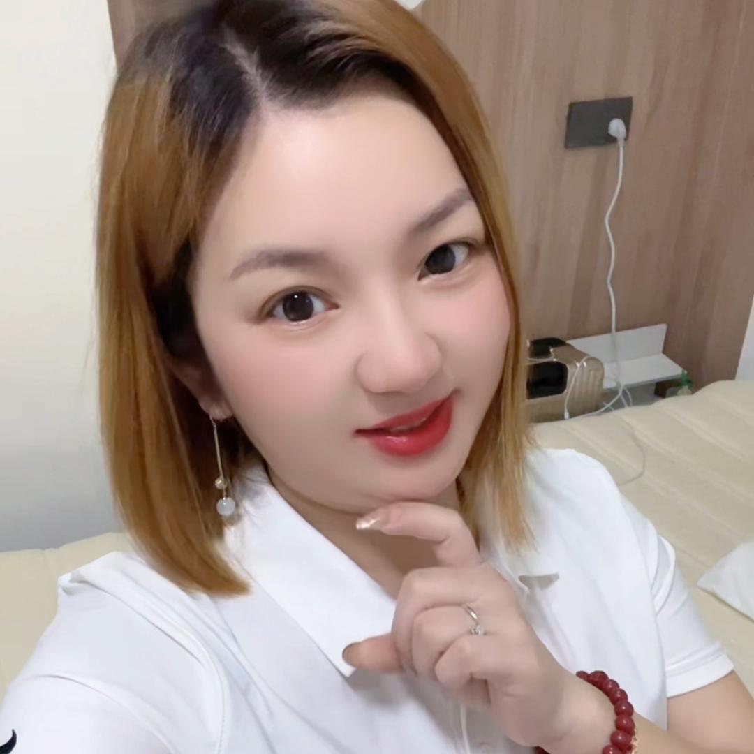 小丽大闸蟹(花湾路江南明珠苑南门)