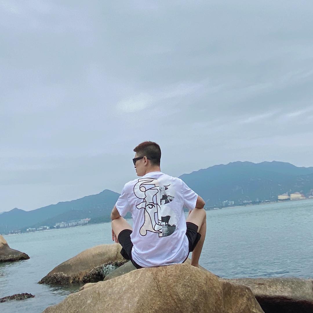 公明iD酒吧订台