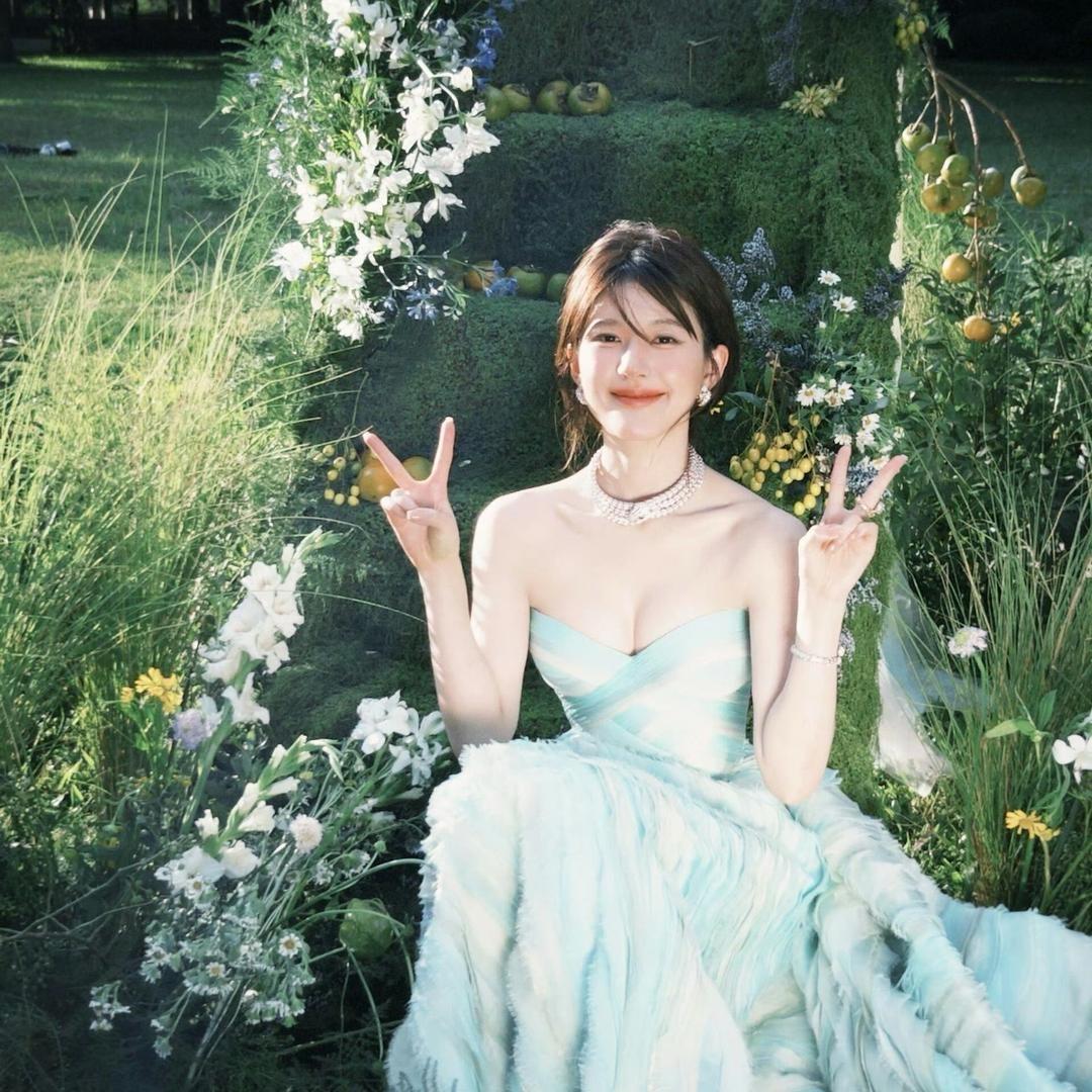 一顿吃六碗🐰