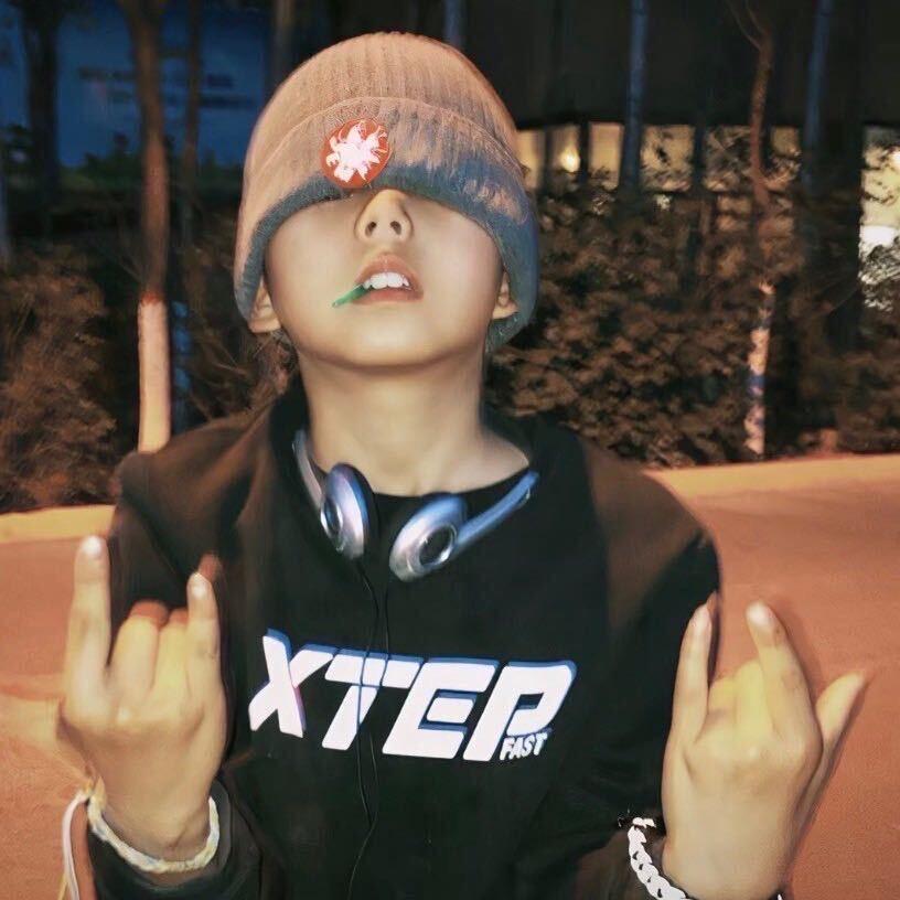 专修发洞机