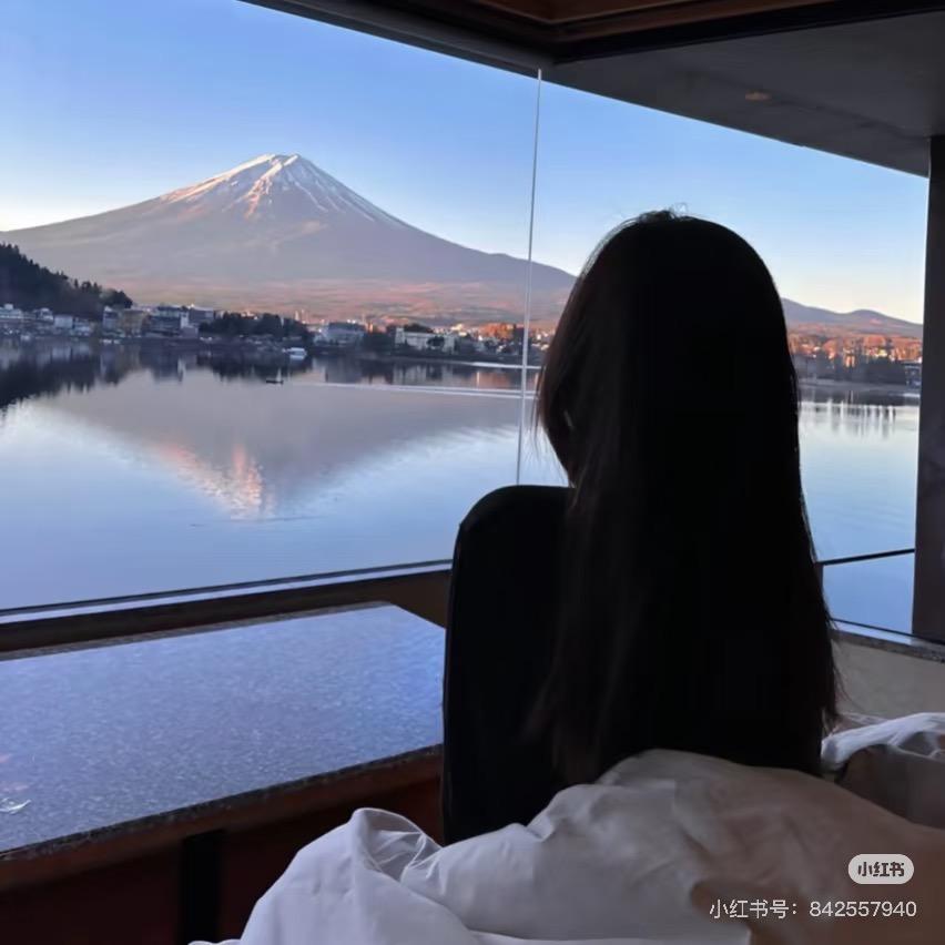 白月光潮玩文化