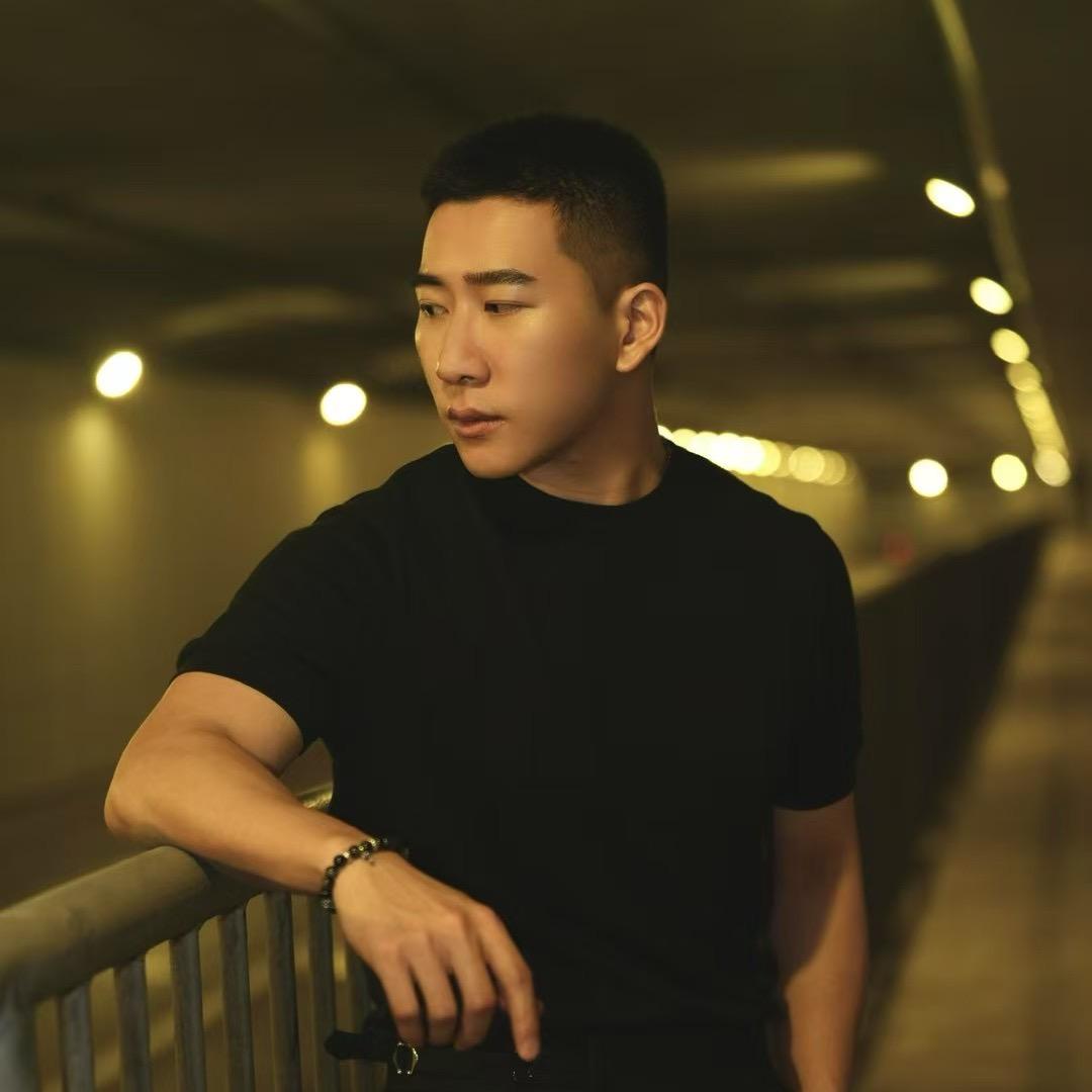 我叫暴龙哥