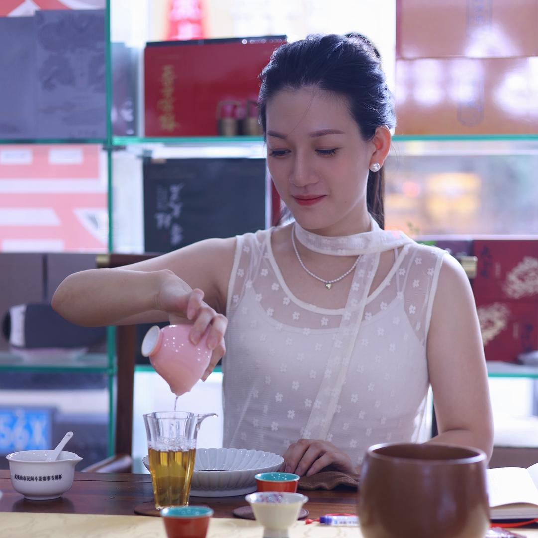 娟子岩茶批发仓储站