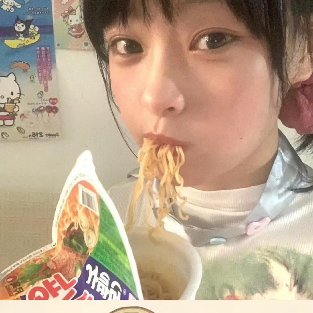煎蛋只想来柴桑跳水头像