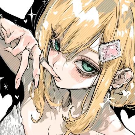 小琪>o<