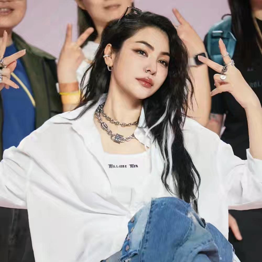 莉莉姐🌻