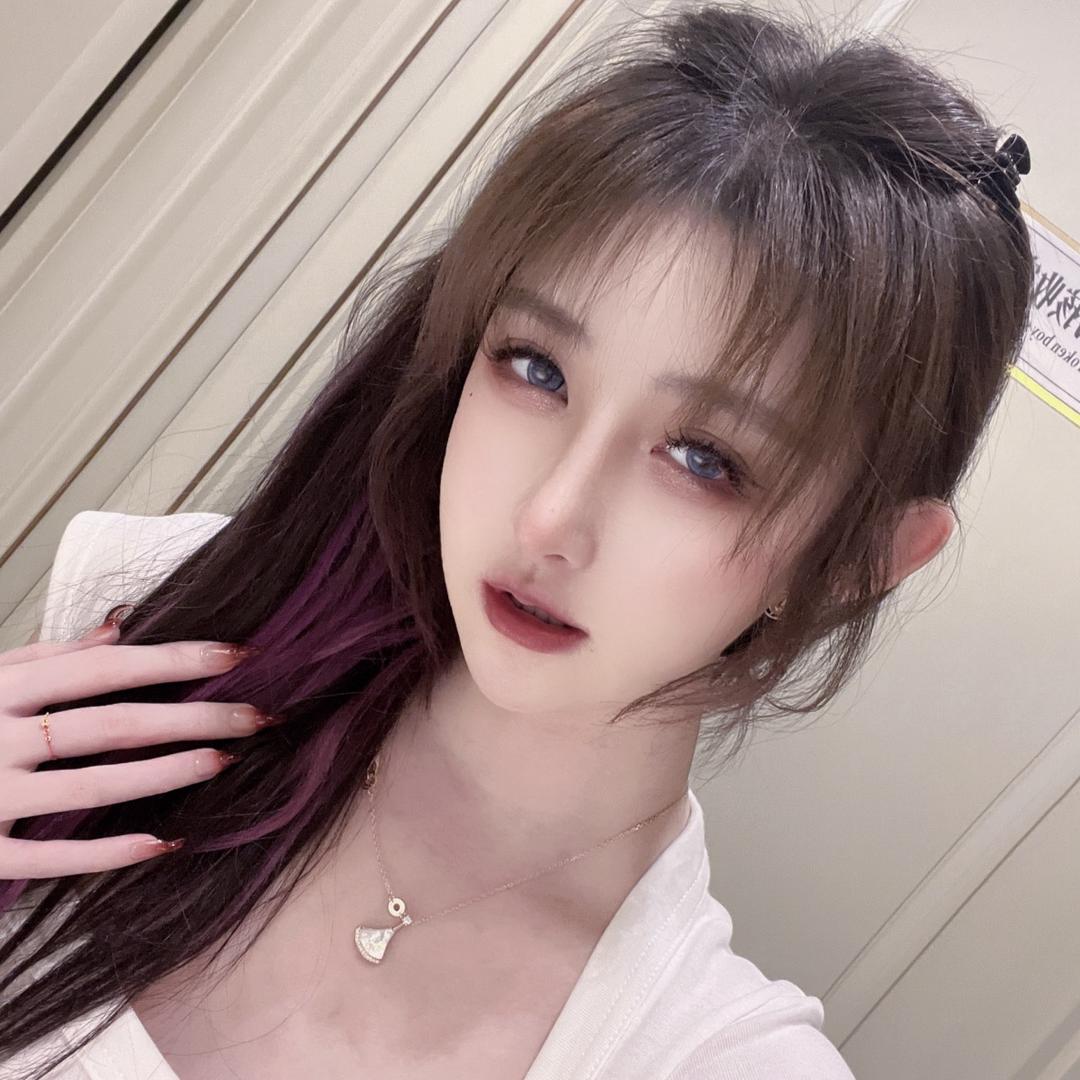 薇秘书