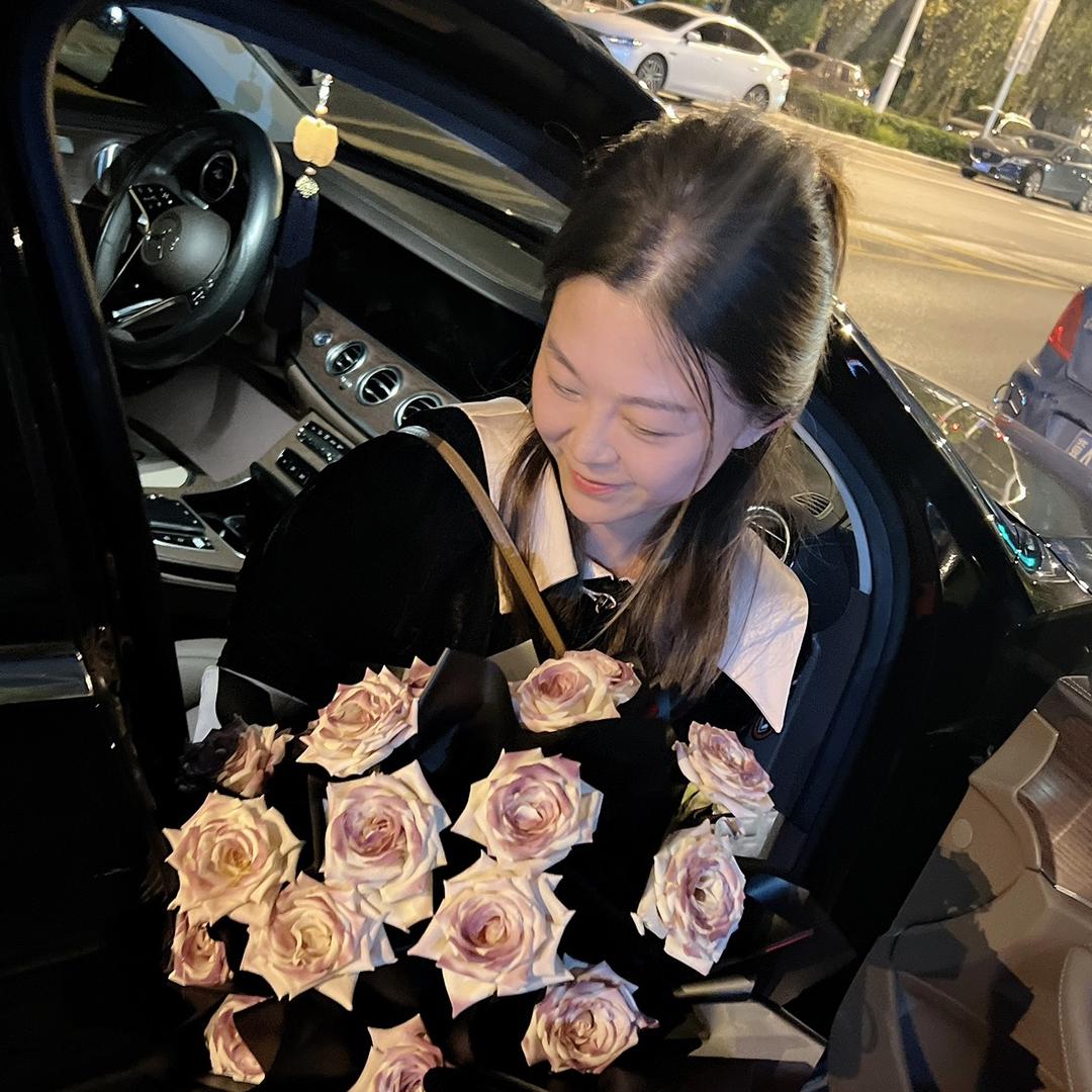 庄里爱吃的阿玲