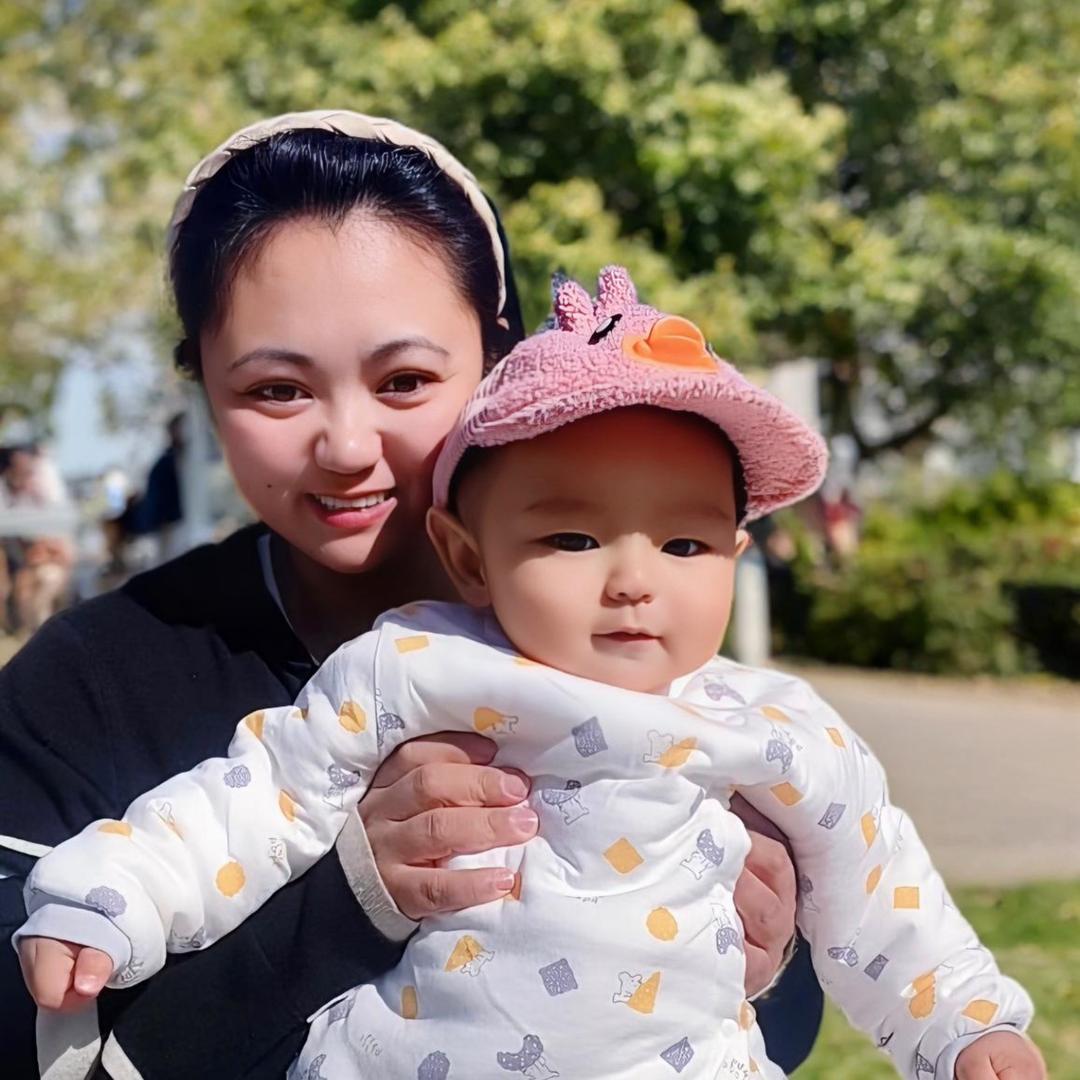 俊俊睿睿麻麻（带娃中）