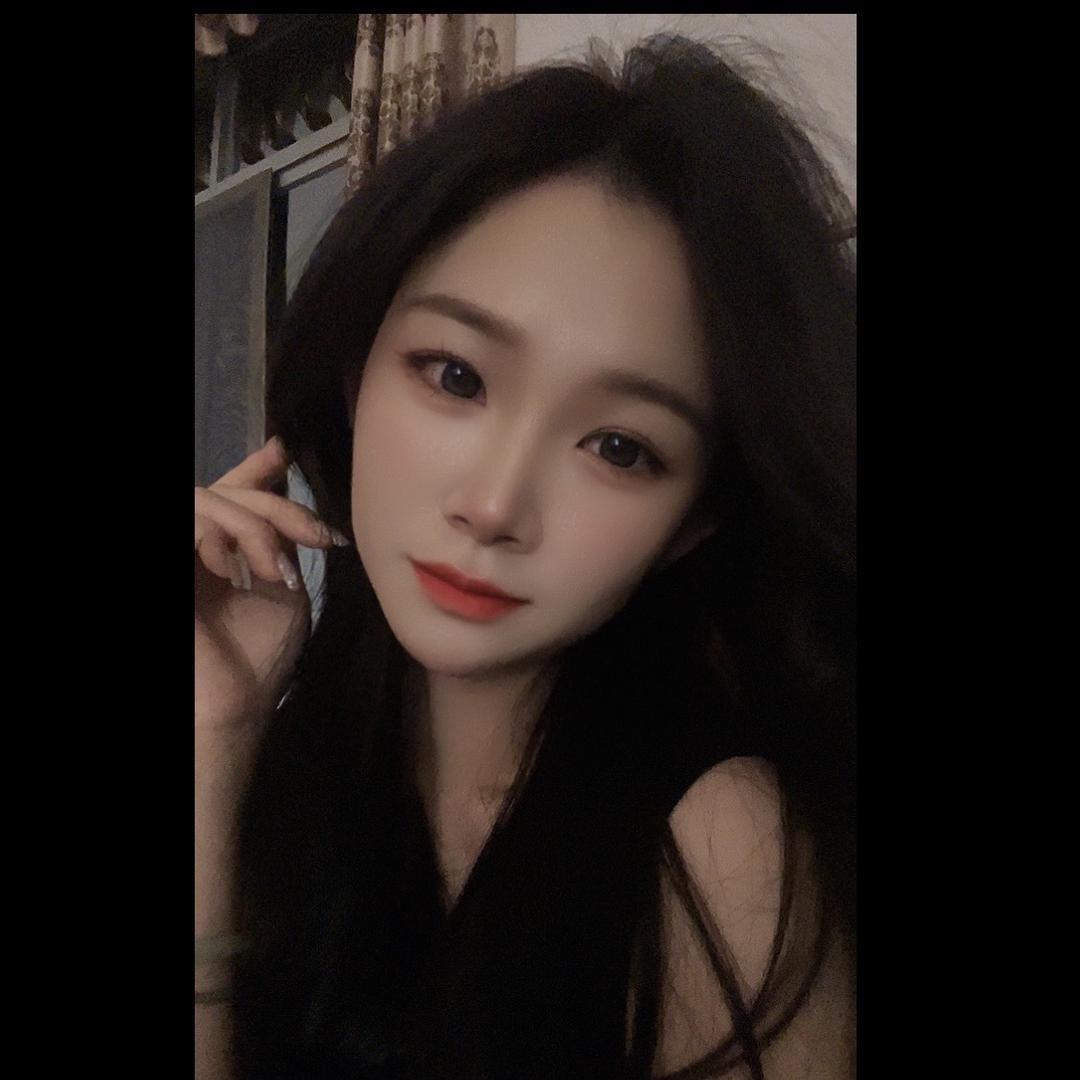 陈不语。