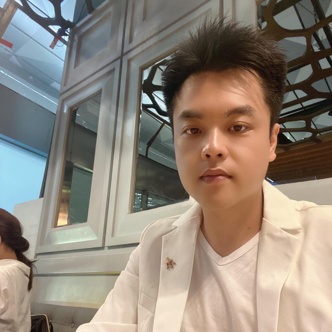 辉哥💞
